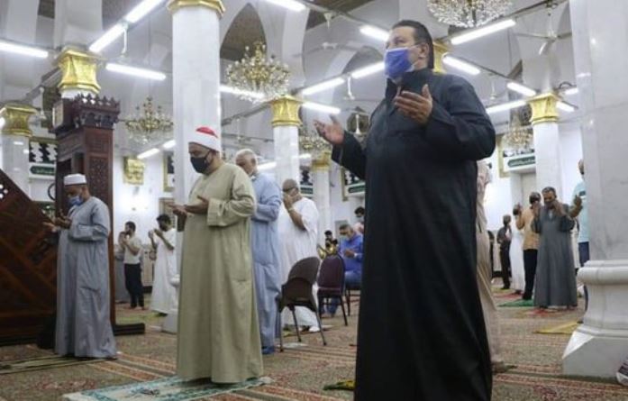 Masjid Mesir dibuka lagi