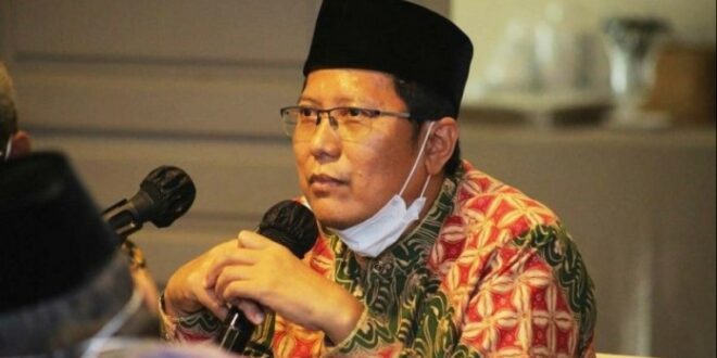 KH Cholis Nafis