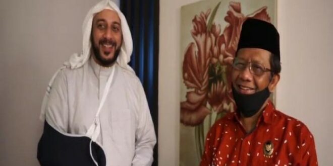 syekh ali jaber dijenguk menko polhukam mahfud md 43