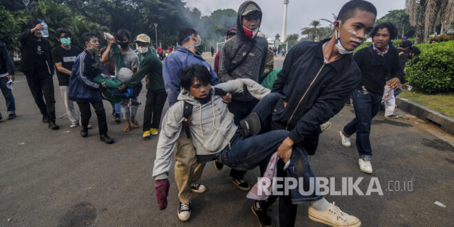 003430000 1602164499 830 556