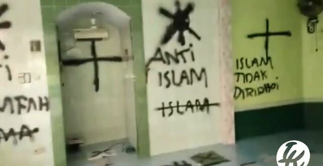 vandalisme mushalla