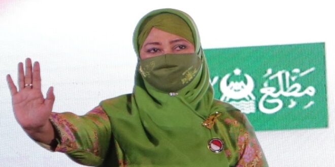 Bendahara Umum PP Muslimat NU Hj. Andi Nurhiyari Jamaro