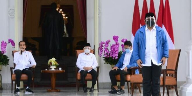 Presiden Jokowi saat mengumumkan Yaqut Cholil Qoumas sebagai Menteri Agama CNN Indonesia
