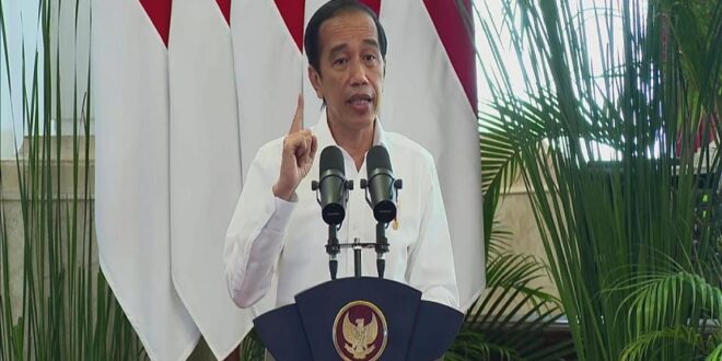 presiden ri joko widodo jokowi saat membuka rapat 210111142230 220