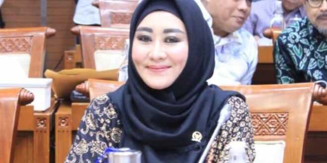 Lisda Hendrajoni