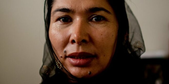 Tursunay Ziawudun mengalami pemerkosaan sistematis selama delapan bulan di kamp penahanan di Xinjiang pada 2018 bbc
