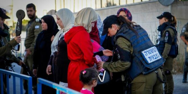 Polisi Israel periksa ketat umat Muslim yang akan ke Masjid Al Aqsa