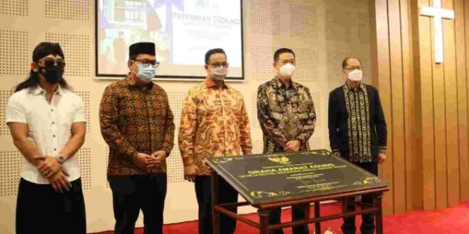 Gus Miftah saat menghadiri peresmian GBI Amanat Agung
