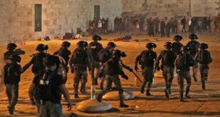 bentrokan antara polisi israel dan warga palestina di kompleks masjid al aqsa yerusalem pada jumat 75 waktu setempat 169