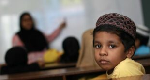 bocah maladewa belajar alquran di sebuah madrasah ilustrasi  140401192051 854