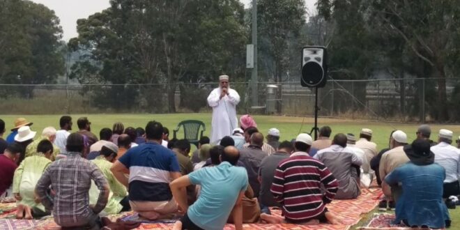 kalangan umat muslim di sydney australia melaksanakan shalat istisqa