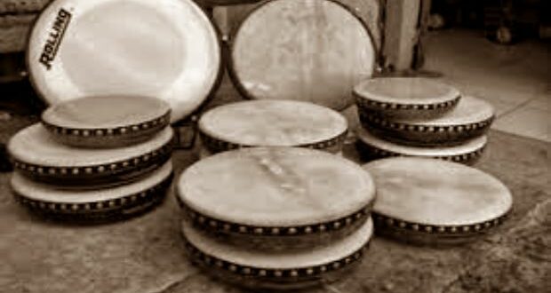 Hukum Merayakan Maulid Nabi Diiringi Rebana 1 maulid diiringi rebana