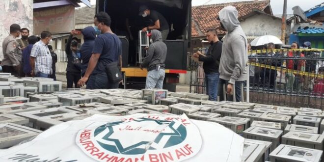 Kotak amal Yayasan ABA yang diamankan Densus di Lampung