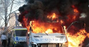 Kerusuhan meluas pasca pembakaran Alquran oleh Rasmus Paludan