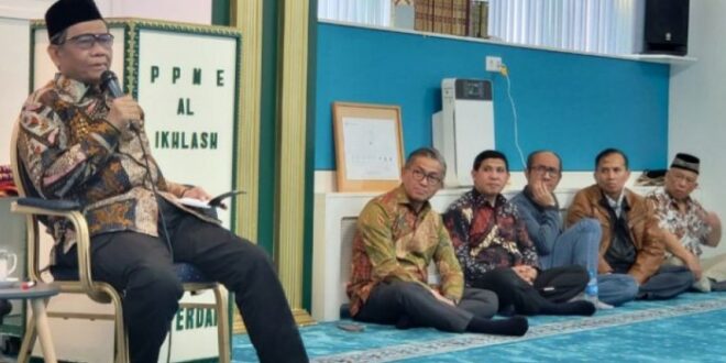 Menko Polhukam Mahfud MD ceramah di Masjid al Ikhlas kota Amsterdam Belanda