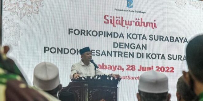 Walikota Surabaya Eri Cahyadi gandeng pesantren cegah radikalisme