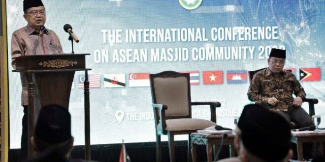 Ketua DMI HM Jusuf Kalla pada pembukaan Konferensi Masjid ASEAN