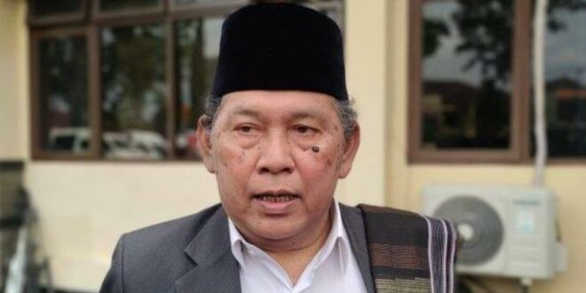 Ketua MUI Kabupaten Garut KH Sirojul Munir