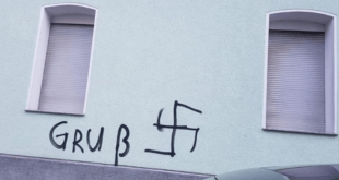 Swastika dan Neo Nazi di sebuah masjid di Jerman