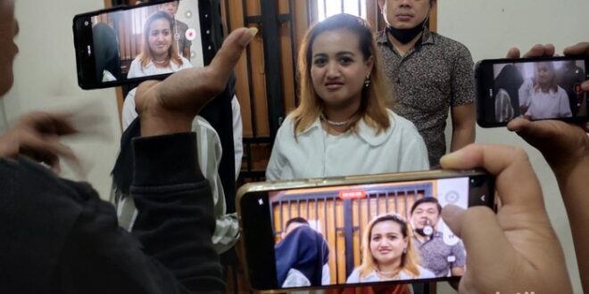 lina mukherjee divonis penjara 2 tahun 169