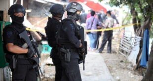 Densus 88 tangkap 3 terduga teroris di Lombok