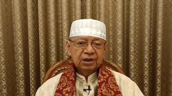 KH Zakky Mubarak