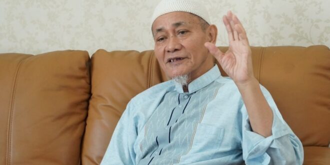 KH Embay Mulya Syarief