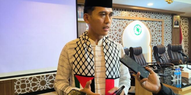 ketua majelis ulama indonesia mui bidang fatwa kh asrorun 231110151545 670