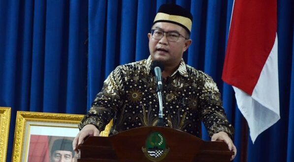 Ketum ICMI Prof Arif Satria