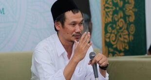 kiai bahaudin nursalim yang populer dipanggil gus 210823053129 405