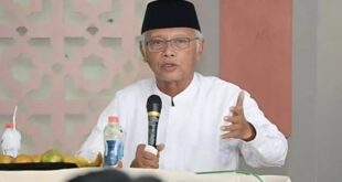 ketua majelis ulama indonesia mui kh anwar iskandar