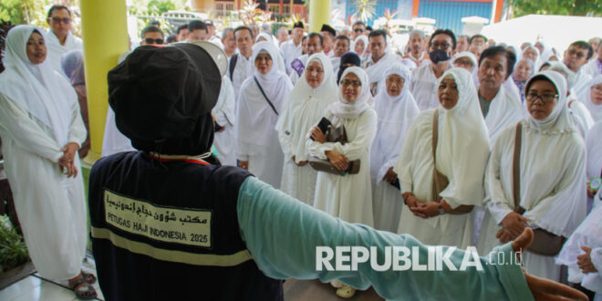 045430300 1745680693 830 556