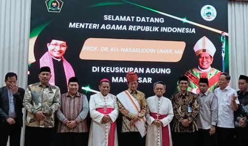Menag kunjungi Gereja Katedral Makassar