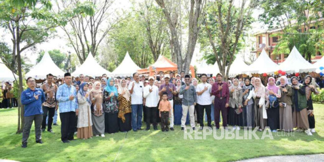 unisda menghelat gelar karya produk inovasi sekaligus penutupan kuliah 250814224200 221