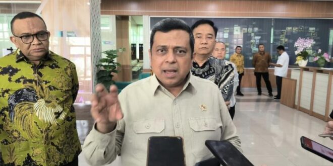 kepala badan penyelenggara jaminan produk halal bpjph haikal hassan 241101132327 592