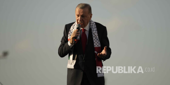 Israel Terus Langgar Kesepakatan Gencatan Senjata, Erdogan: Semua Tahu Rekam Jejak Israel Ingkar Janji 1 041447100 1698642494 830 556