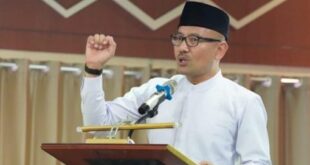 Rektor UINSA Prof Muzakki