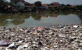 sampah di sungai