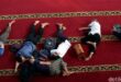 tidur di masjid